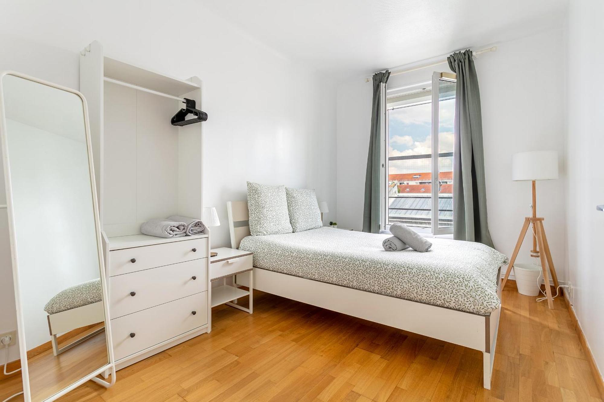 Апартаменти Parisian Penthouse With Large Terrasse П'єррфітт-сюр-Сен Екстер'єр фото